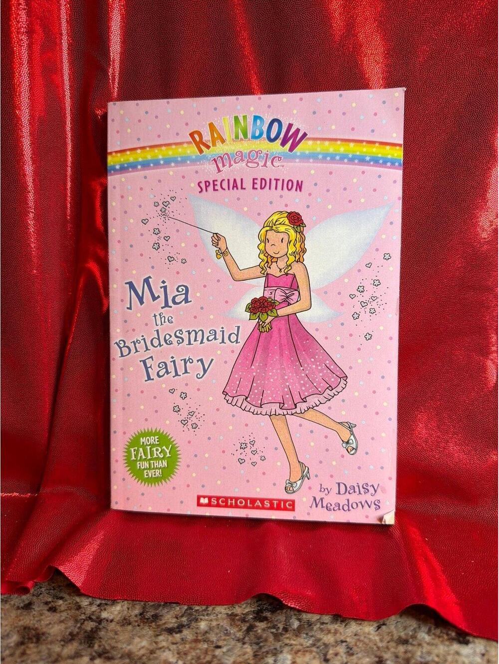 two paperbacks from the Rainbow Magic Special Edition series by Daisy Meadows: S